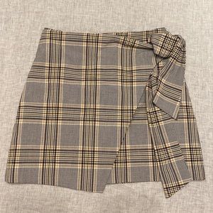 Aritzia wilfred wrap-front skirt